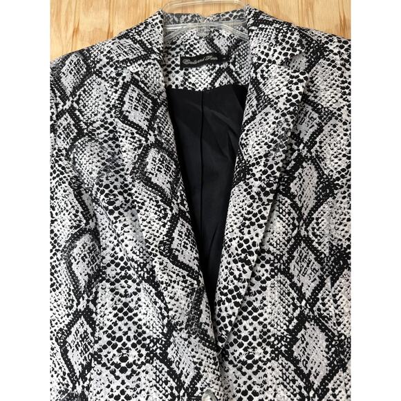 Estelle & Finn Snake Print Blazer Jacket One Button Front Pocket Size 4 Trendy - Picture 7 of 8